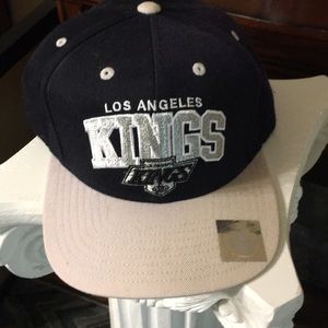 L A Kings hat